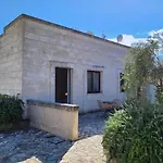 Masseria Santa Lucia מטרה