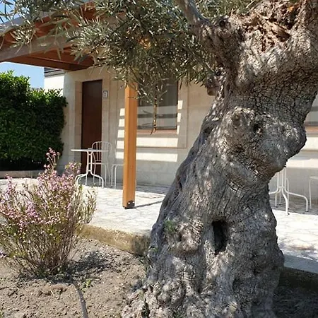 아파트호텔 Masseria Santa Lucia 마테라