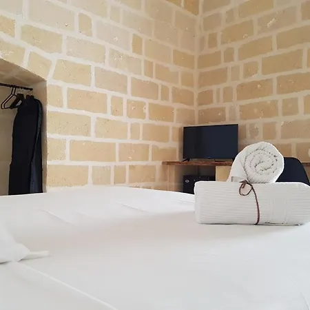 Masseria Santa Lucia Aparthotel 4*