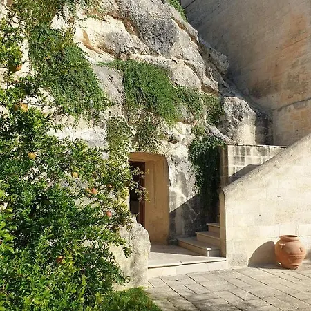 아파트호텔 Masseria Santa Lucia 4*