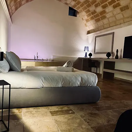 Masseria Santa Lucia Aparthotel 4*