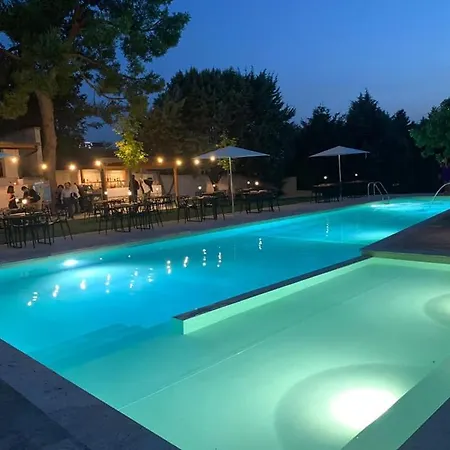 Masseria Santa Lucia 아파트호텔 마테라