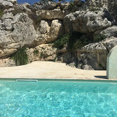 Aparthotel Masseria Santa Lucia 4*