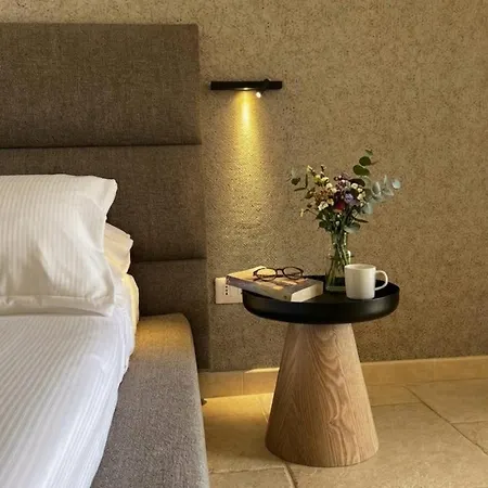 Masseria Santa Lucia Aparthotel 4*