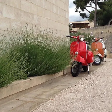 Masseria Santa Lucia Aparthotel 4*