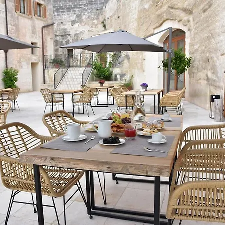 Masseria Santa Lucia Aparthotel 4*