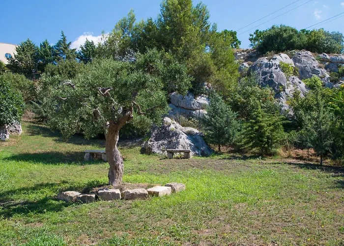 Aparthotel Masseria Santa Lucia 4*